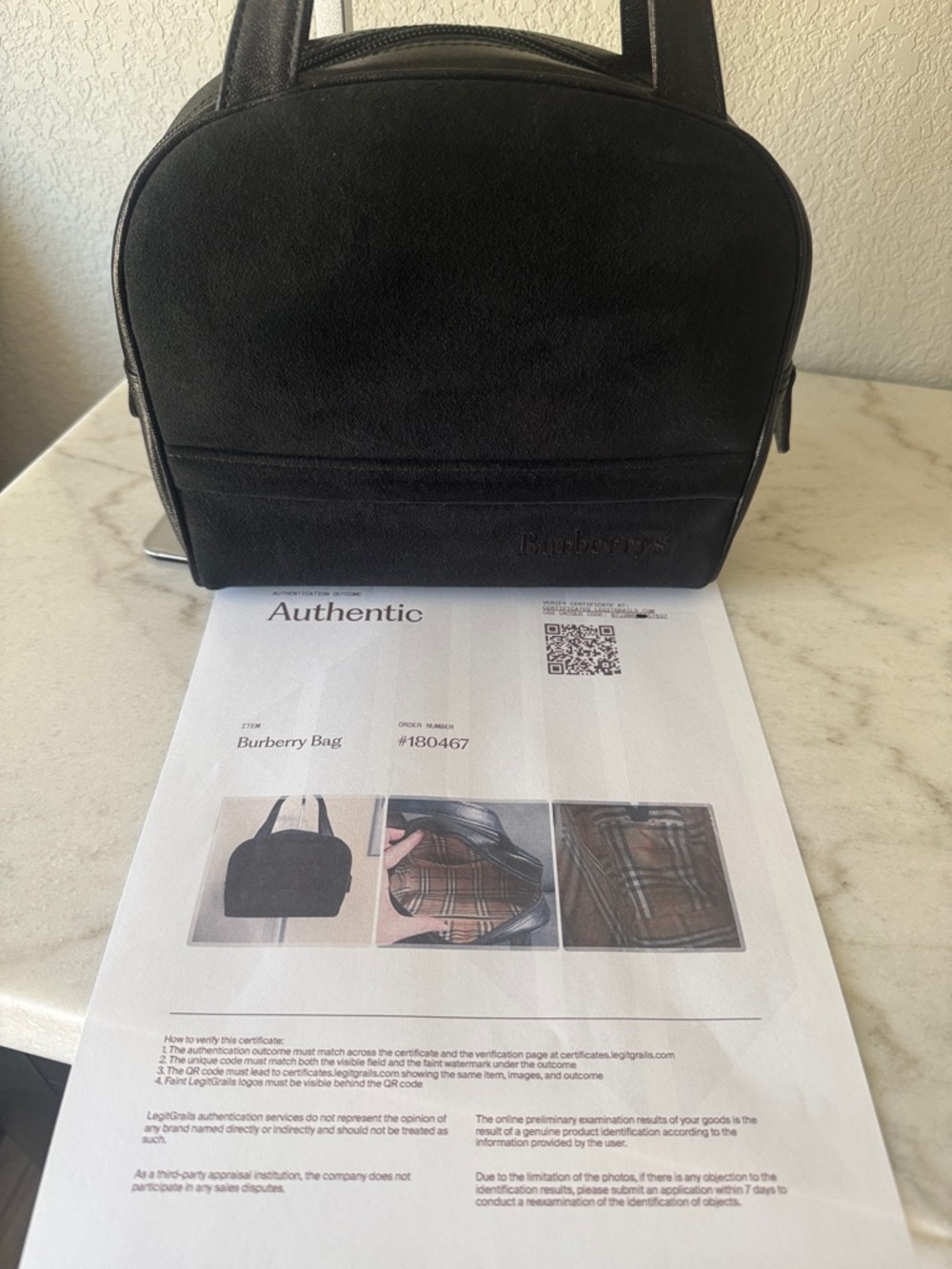 Burberrys Beauty/Fragrance Line Black Mini Bag - Picture 8 of 8